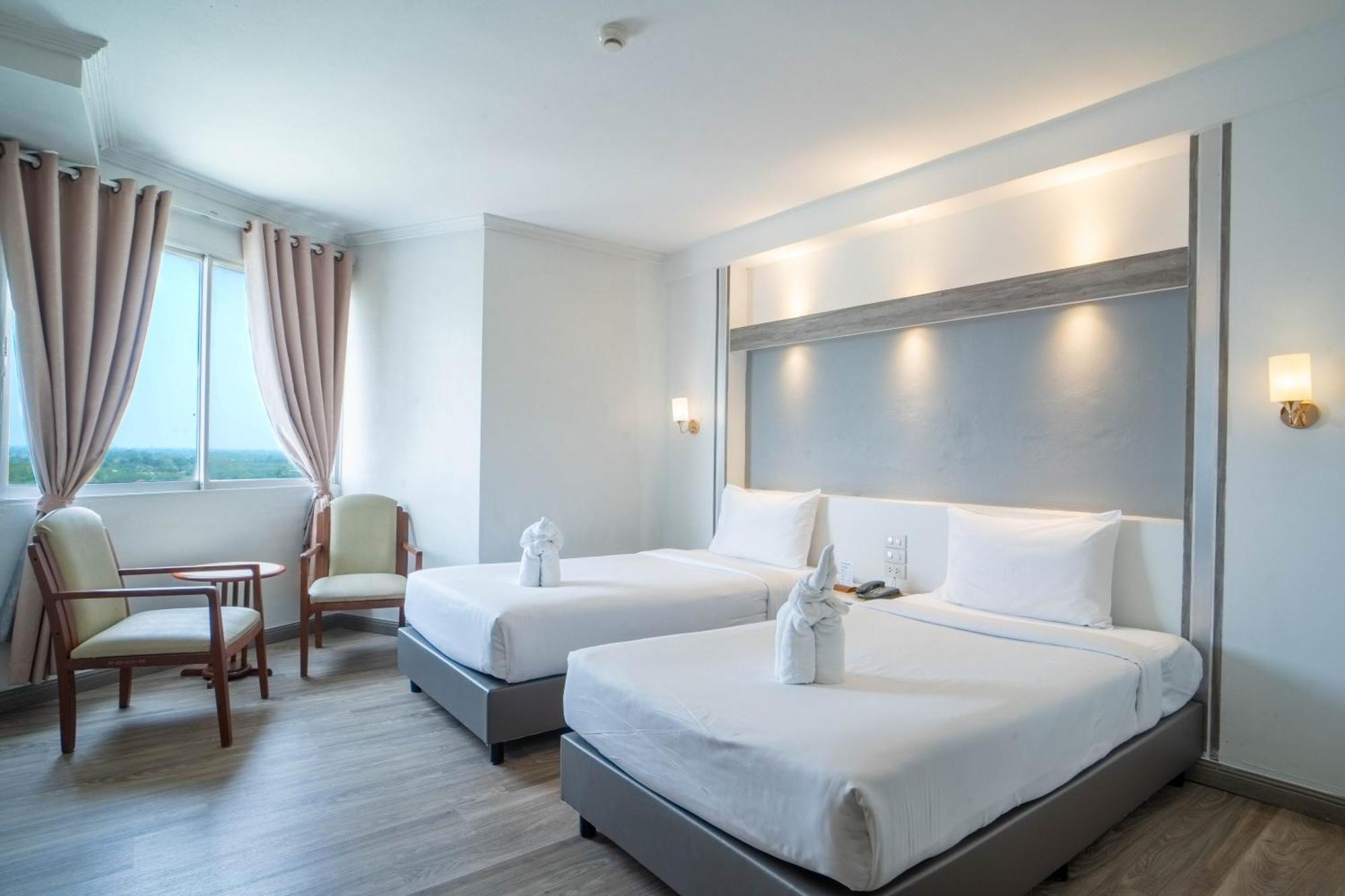 Thong Tarin Hotel Surin Eksteriør bilde