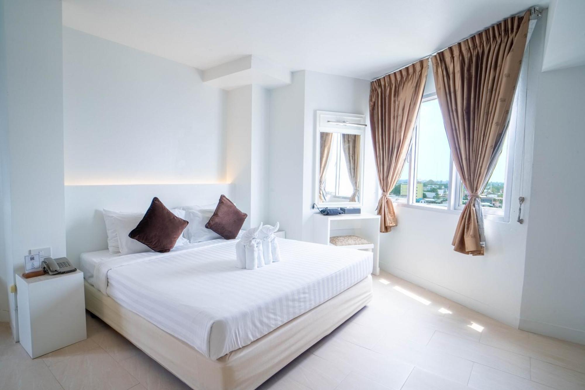 Thong Tarin Hotel Surin Eksteriør bilde